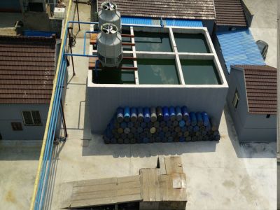 Sewage treatment tank